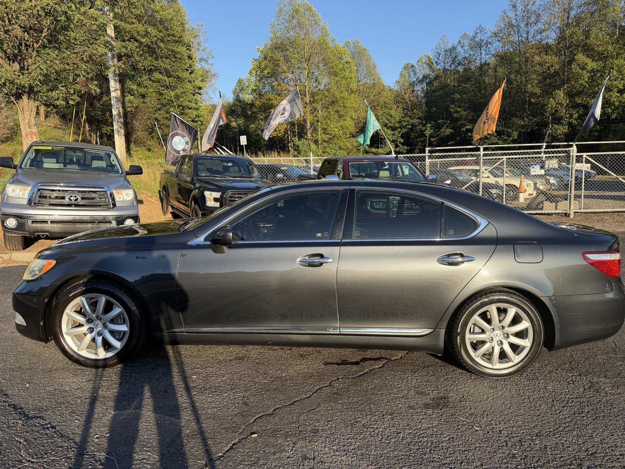 Used 2009 Lexus LS 460 RWD image 4