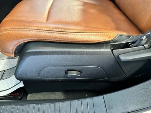 Used 2017 Jeep Compass High Altitude AWD/4WD image 9