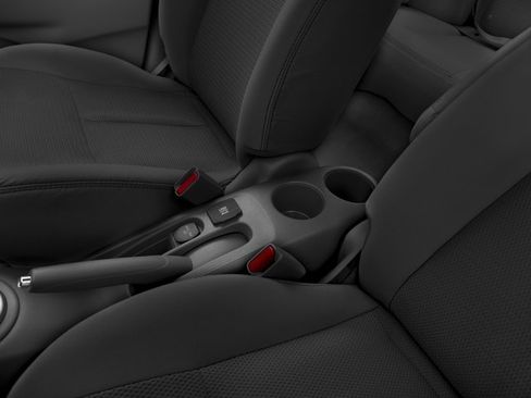 Used 2017 Nissan Versa SV image 18