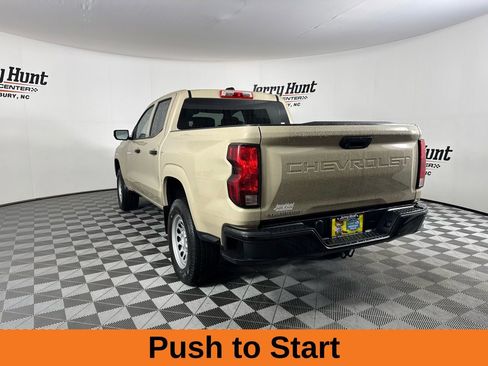 Used 2023 Chevrolet Colorado W/T image 9
