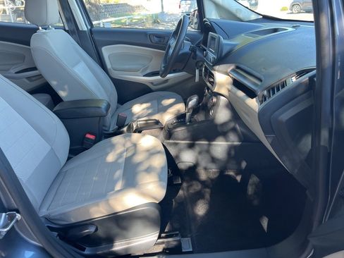 Used 2021 Ford EcoSport S image 12