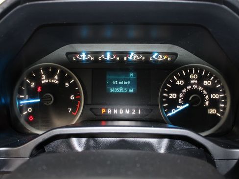 Used 2016 Ford F150 XLT image 31