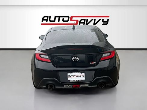 Used 2023 Toyota GR86 Premium RWD image 6
