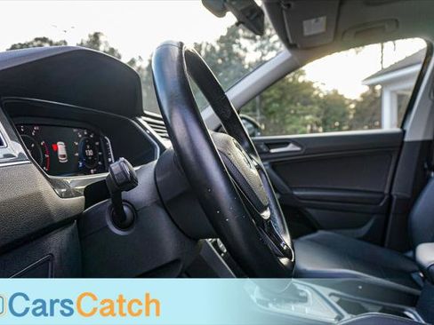 Used 2019 Volkswagen Tiguan SEL image 31