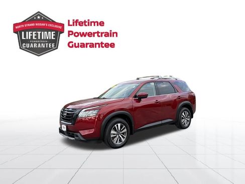 Used 2023 Nissan Pathfinder SL w/ Black Appearance Package FWD image 1