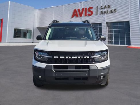 Used 2025 Ford Bronco Sport Outer Banks w/ Outer Banks Tech Package+ AWD/4WD image 2