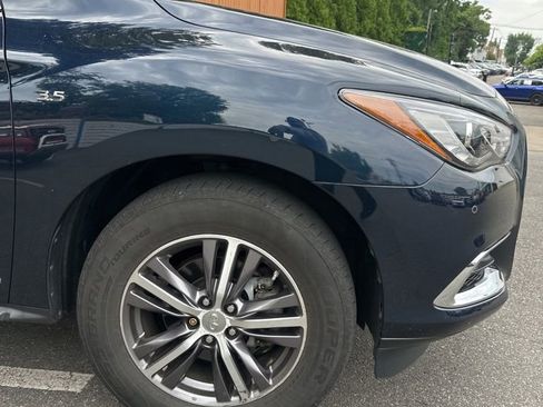 Used 2019 INFINITI QX60 Luxe w/ Essential Package AWD/4WD image 32