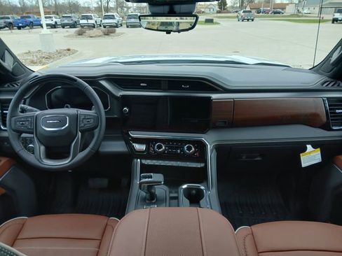 New 2026 GMC Sierra 1500 Denali Ultimate w/ LPO, Black Badging Package image 27