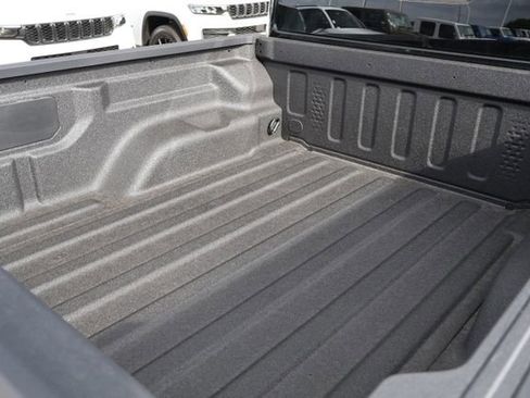 New 2026 Jeep Gladiator Sport AWD/4WD image 7