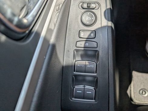 Certified 2025 Acura Integra FWD image 37