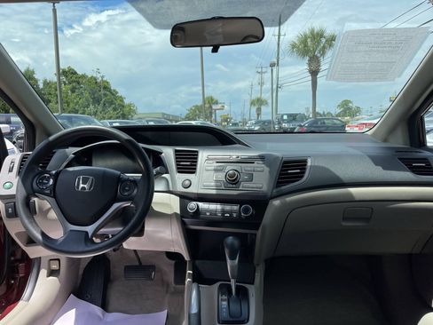 Used 2012 Honda Civic LX image 7