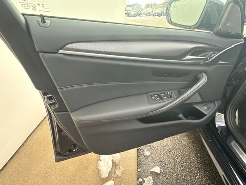 Certified 2023 BMW 540i xDrive w/ M Sport Package image 13