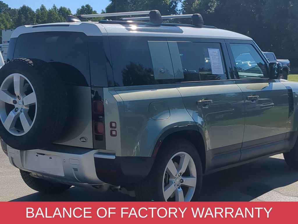 Used 2023 Land Rover Defender 110 SE AWD/4WD image 4