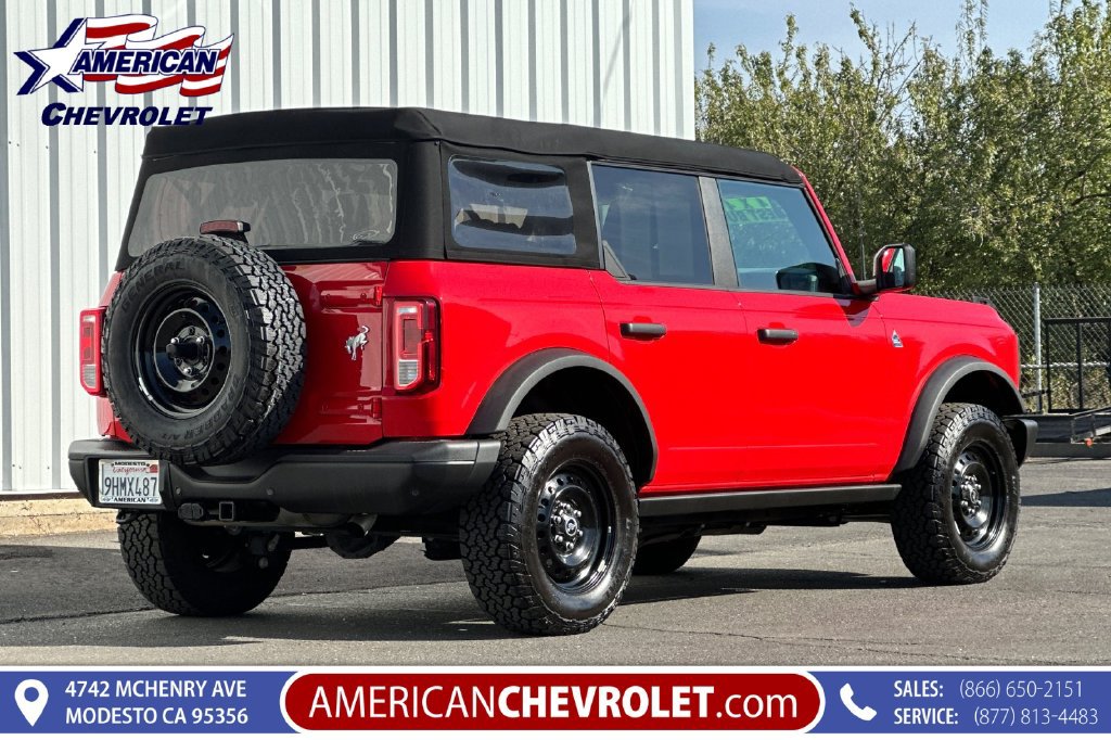Used 2023 Ford Bronco Black Diamond AWD/4WD image 4