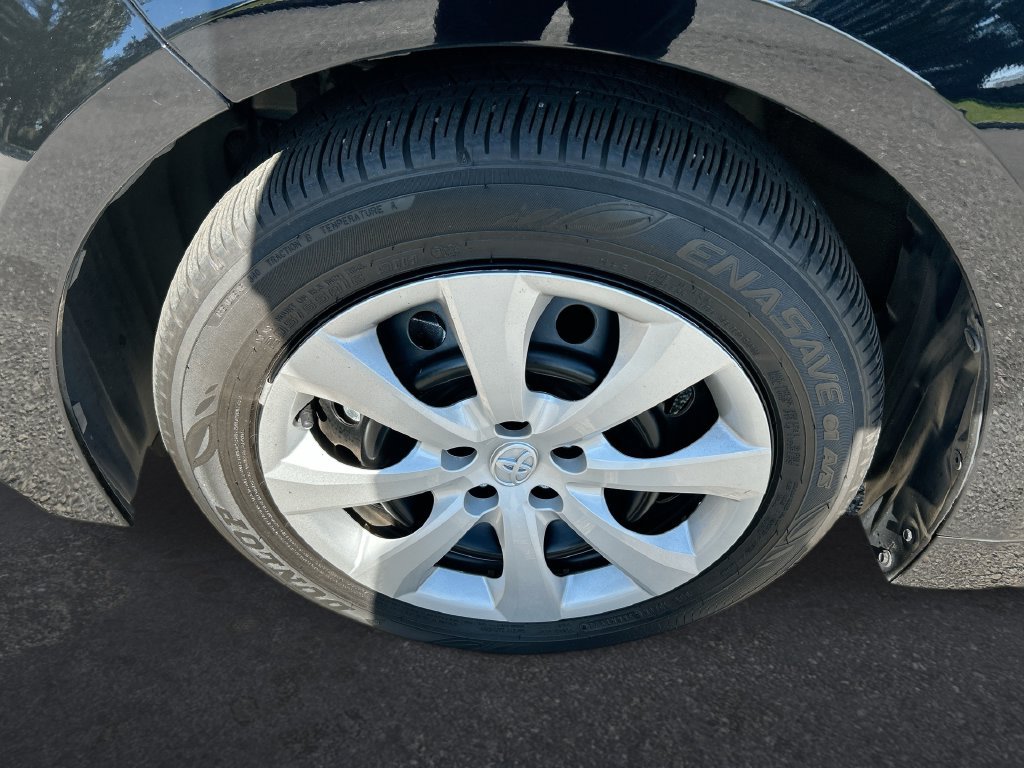 Certified 2024 Toyota Corolla LE FWD image 10