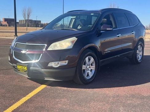 Used 2009 Chevrolet Traverse LT image 8