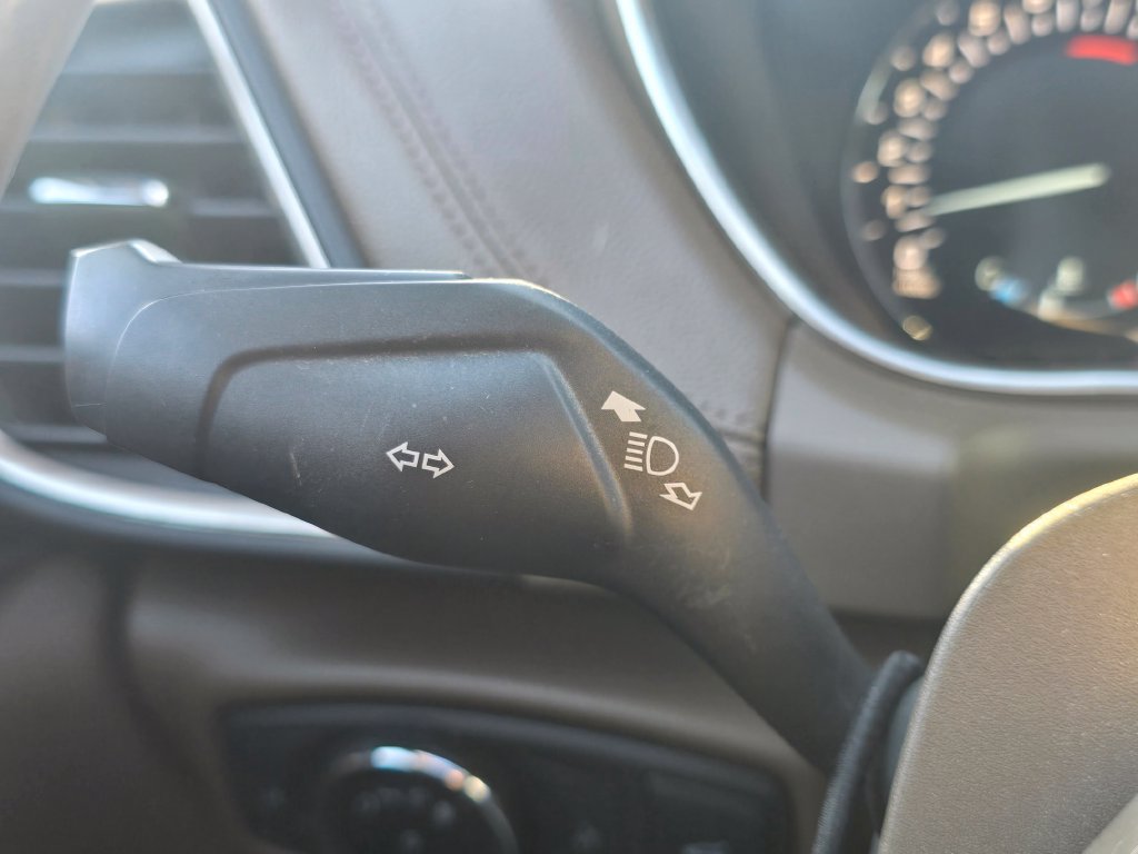 Used 2018 Lincoln MKX Reserve FWD image 24