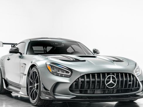 Used 2021 Mercedes-Benz AMG GT Black Series image 3