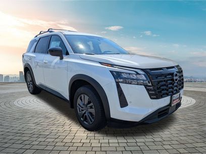 New 2026 Nissan Pathfinder SV