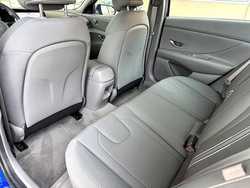 Used 2024 Hyundai Elantra SEL image 24