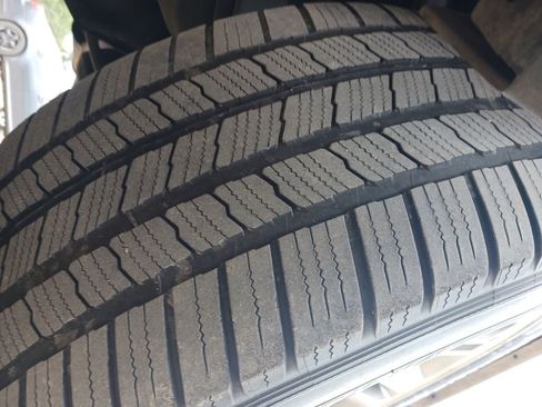 Used 2013 Cadillac Escalade Premium image 8