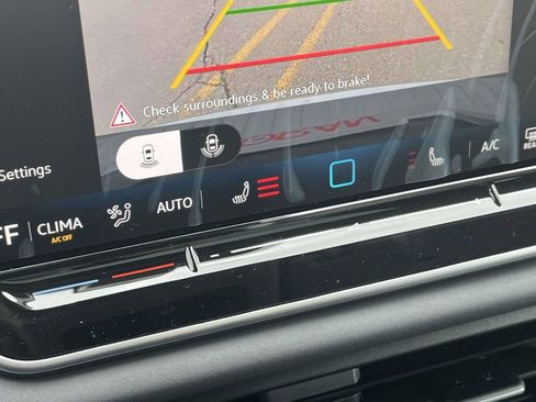 New 2026 Volkswagen Tiguan SE AWD/4WD image 21