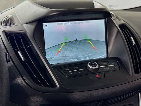 Used 2019 Ford Escape SE FWD image 13