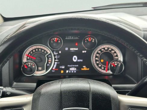 Used 2018 RAM 2500 Laramie image 26