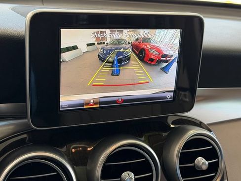 Used 2019 Mercedes-Benz GLC 300 image 23