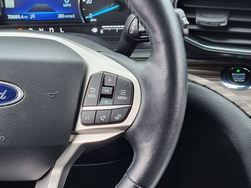 Used 2021 Ford Explorer Limited w/ Equipment Group 301A image 33