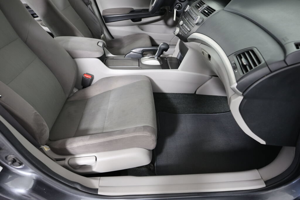 Used 2012 Honda Accord LX image 28