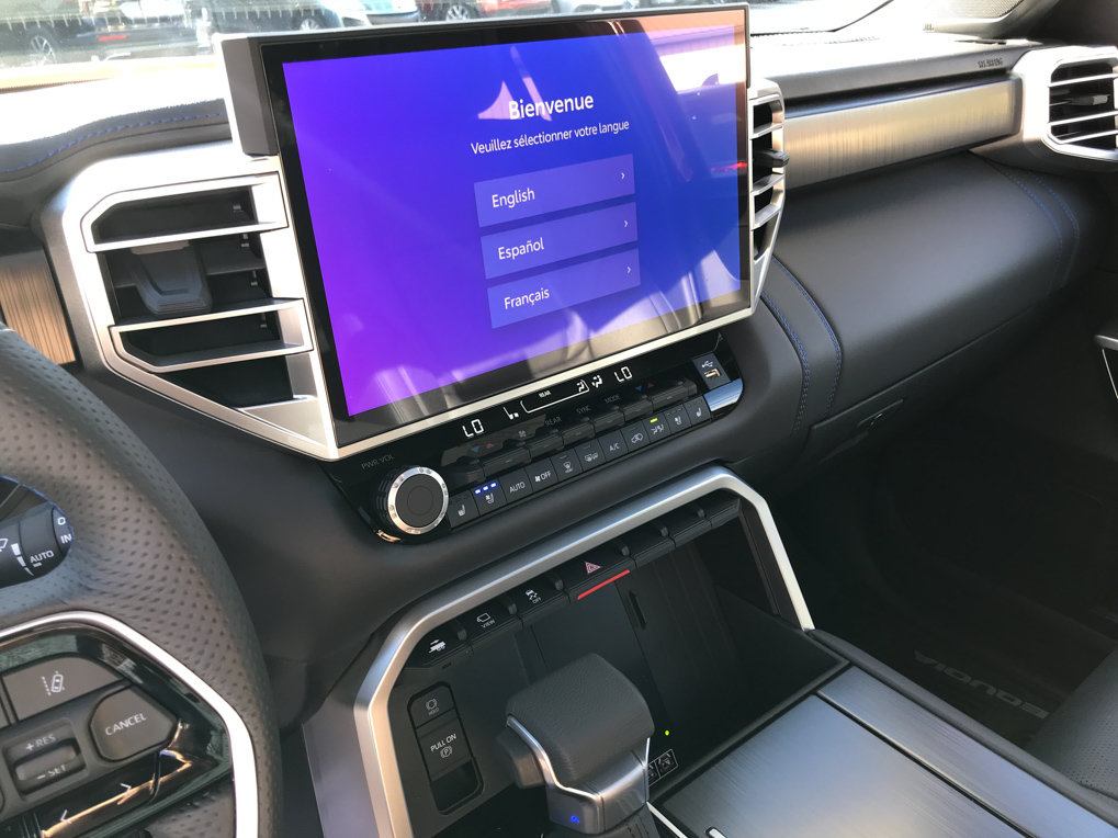 Certified 2025 Toyota Sequoia Platinum AWD/4WD image 18