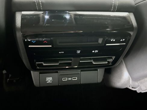 Used 2022 Acura MDX SH-AWD w/ Technology Package image 28