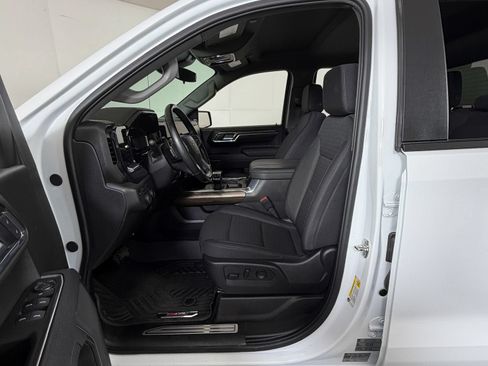 Certified 2025 Chevrolet Silverado 1500 LT Trail Boss w/ Protection Package AWD/4WD image 8