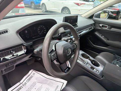 Used 2023 Honda Civic LX image 18
