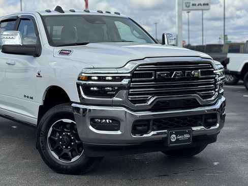 Used 2025 RAM 2500 Laramie image 5