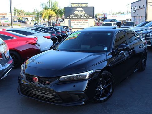 Used 2024 Honda Civic Si image 2
