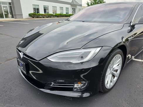 Used 2018 Tesla Model S 75D AWD/4WD image 12