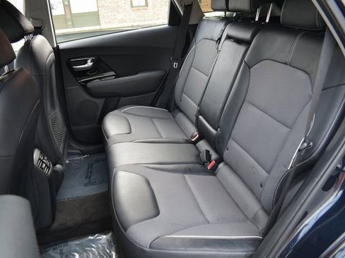 Used 2022 Kia Niro EX w/ Cold Weather Package image 17