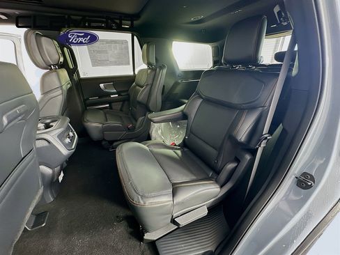 New 2026 Ford Expedition Tremor image 30