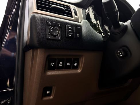 Used 2021 Lexus GX 460 Premium AWD/4WD image 20