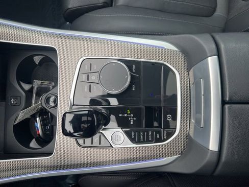 Used 2022 BMW X5 M50i image 13