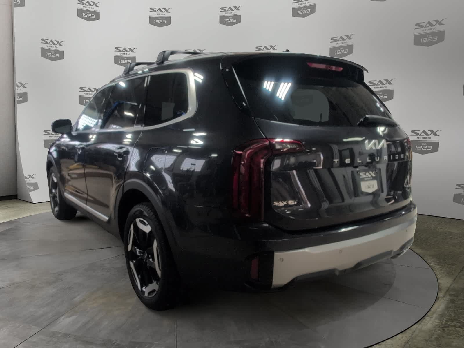 Used 2025 Kia Telluride S AWD/4WD image 3