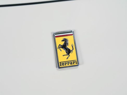 Used 2016 Ferrari California T RWD image 13