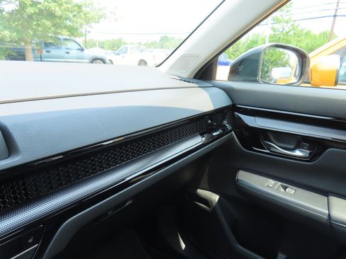 Used 2025 Honda CR-V EX-L image 23