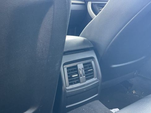 Used 2015 BMW 320i Sedan RWD image 12