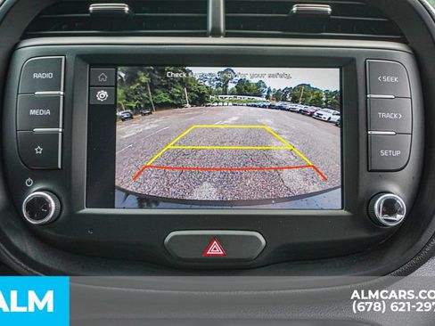 Used 2025 Kia Soul LX w/ LX Technology Package FWD image 36
