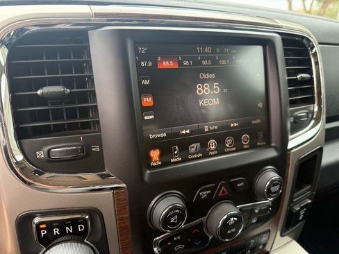 Used 2015 RAM 1500 Laramie w/ Convenience Group AWD/4WD image 8