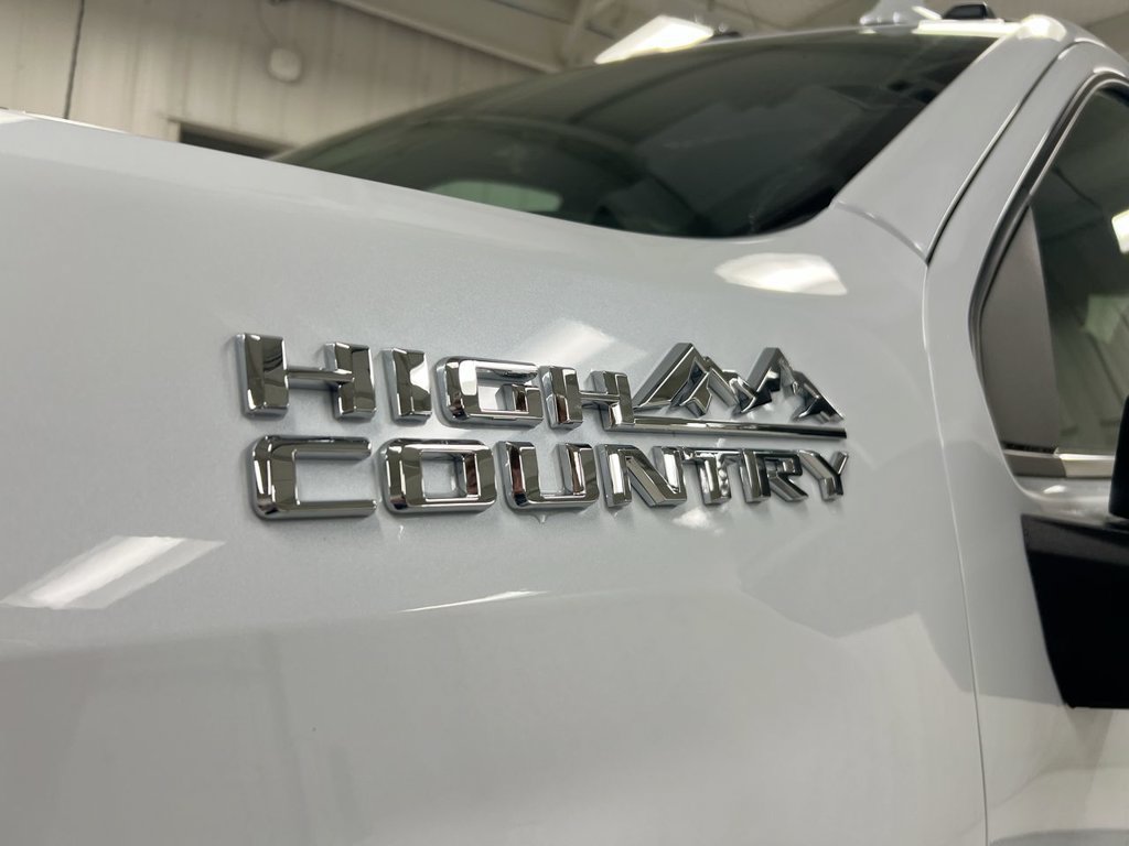 New 2026 Chevrolet Silverado 2500 High Country w/ High Country Premium Package AWD/4WD image 27