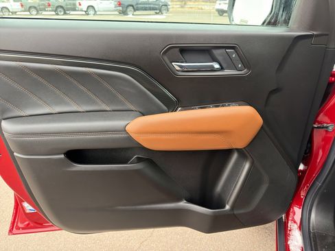 New 2026 GMC Canyon AT4 AWD/4WD image 26